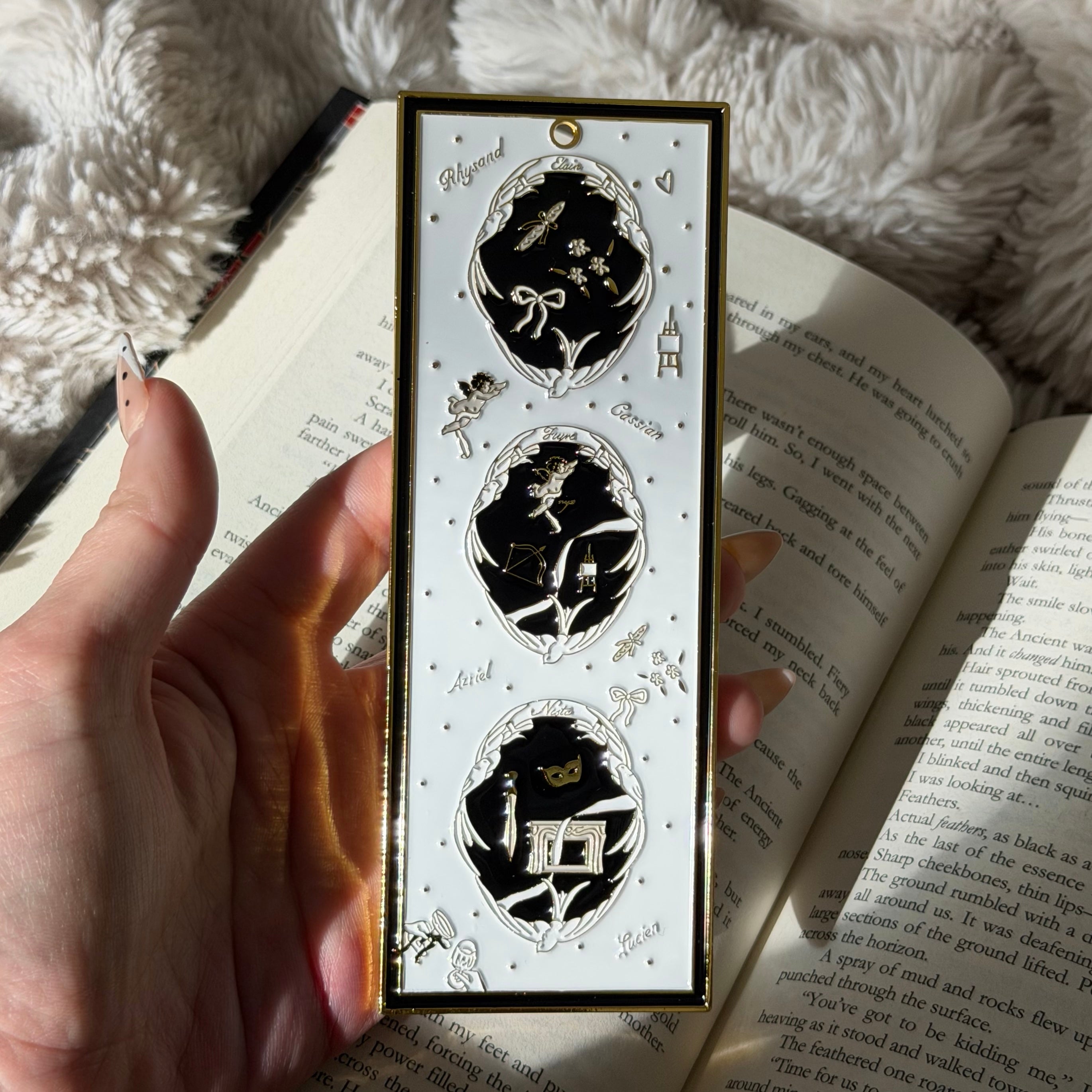 Romantasy Collectors Bookmark image 0