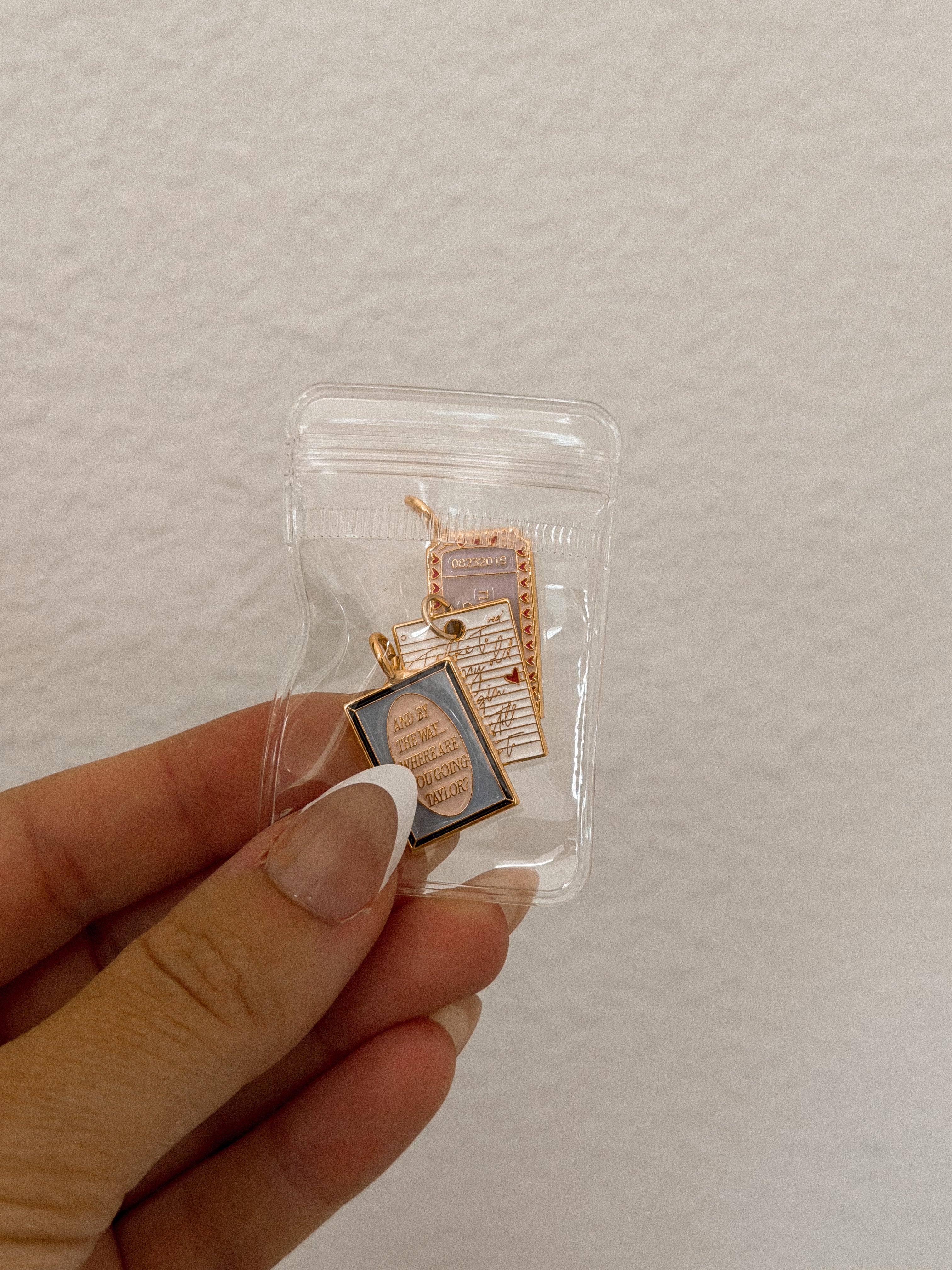 3 PACK MYSTERY CHARMS