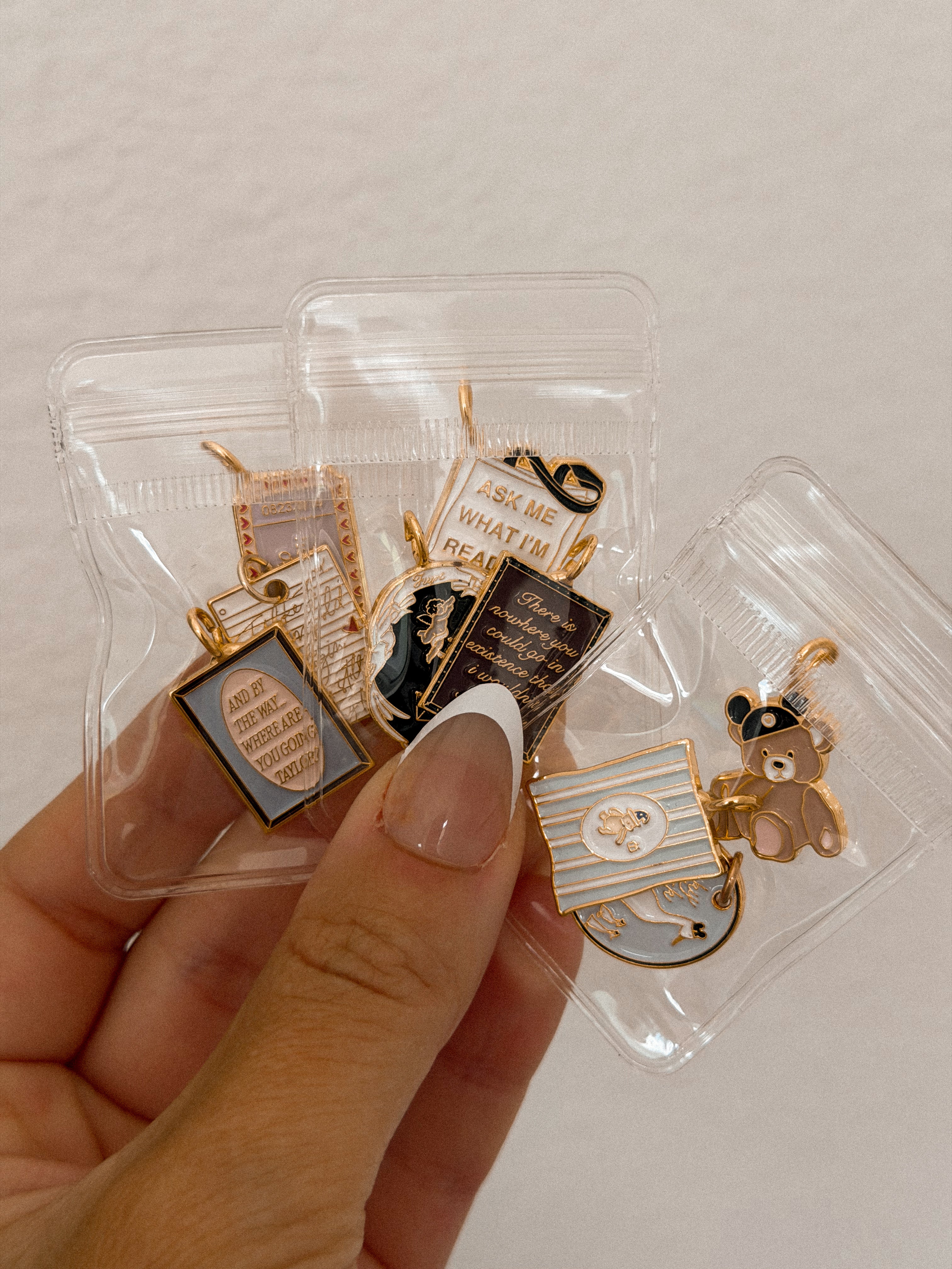 3 PACK MYSTERY CHARMS
